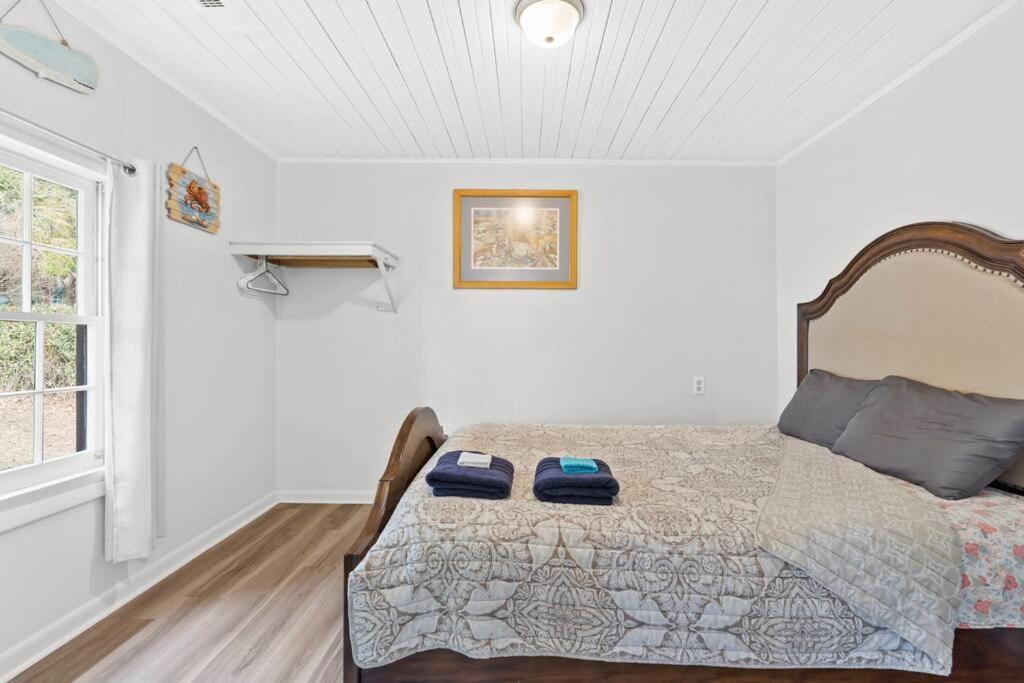 Dolphin Cove - Whole Waterfront House With Dock Villa Ocean Isle Beach Eksteriør bilde